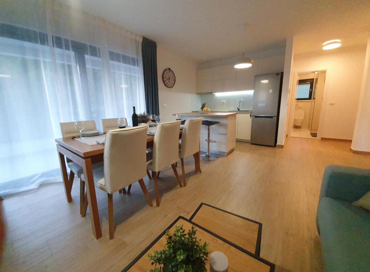Villa La Vita Baška Voda Buitenkant foto
