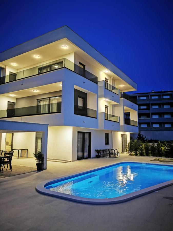 Villa La Vita Baška Voda Buitenkant foto