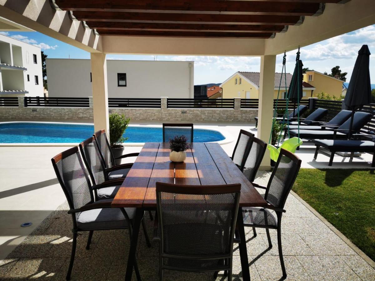 Villa La Vita Baška Voda Buitenkant foto